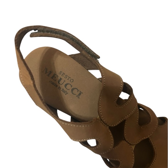 Sesto Meuccci Italian Open Toe Brown Block Heel Sandals Women’s Size 8.5 - Picture 4 of 6